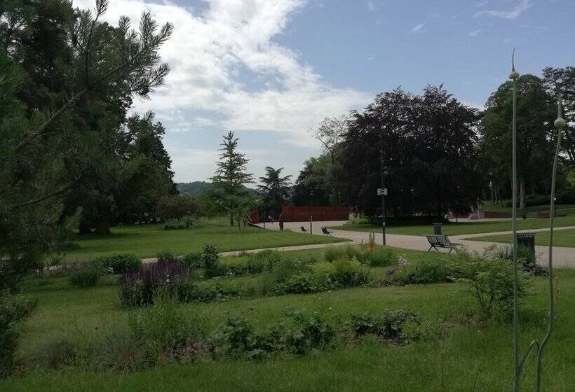 اتاق استاندارد سه نفره, Ibis Budget Besançon Centre Gare