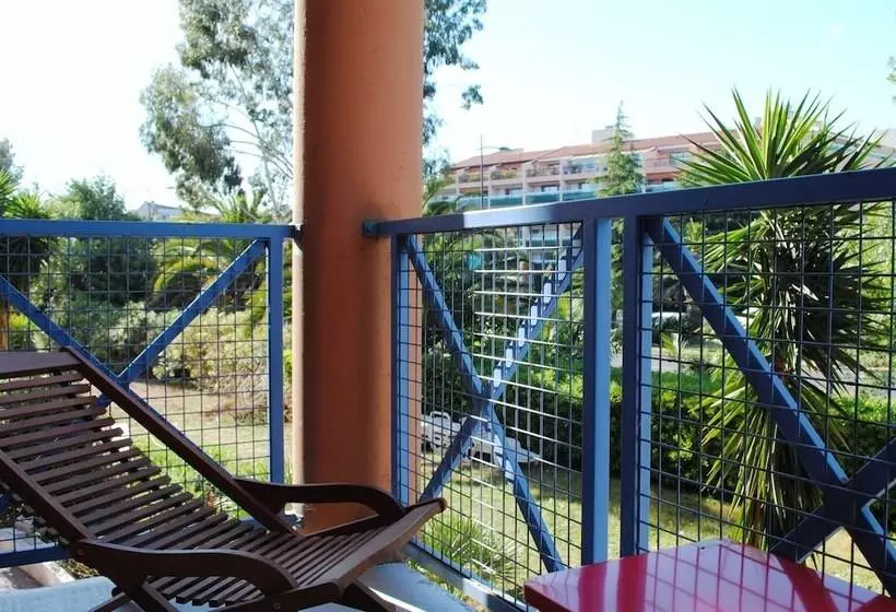 اتاق استاندارد, Ibis Hyères Centre