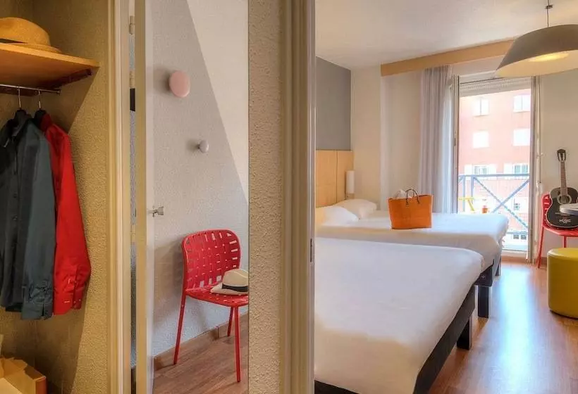 اتاق استاندارد با 2 تخت دوبل, Ibis Hyères Centre
