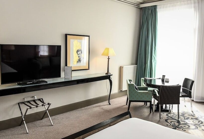 豪华海景房带阳台, Le Grand Hotel De Cabourg Mgallery Hotel Collection