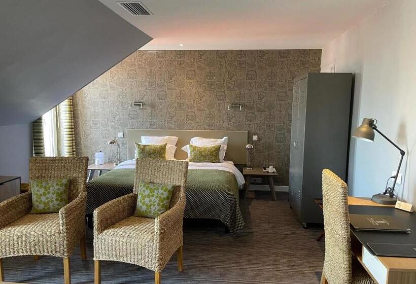 Номер Executive, Le Nouvel