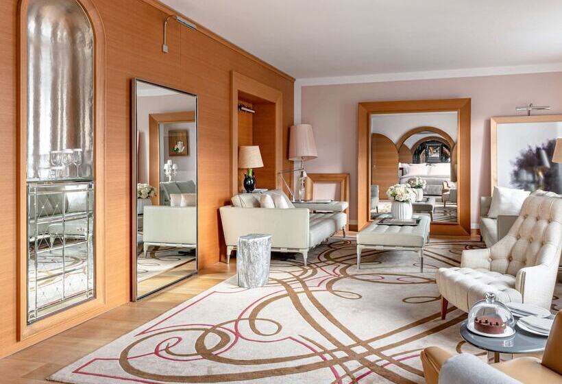 סוויטה, Le Royal Monceau  Raffles Paris