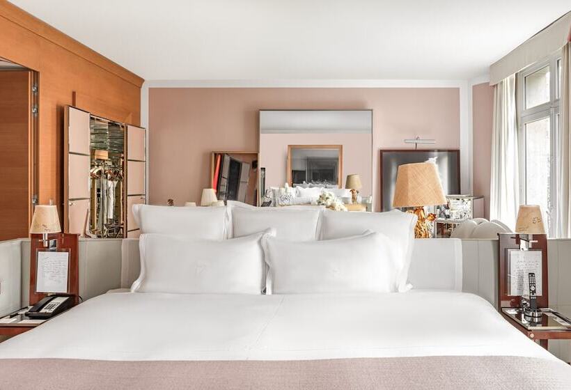 סוויטת ג'וניור, Le Royal Monceau  Raffles Paris