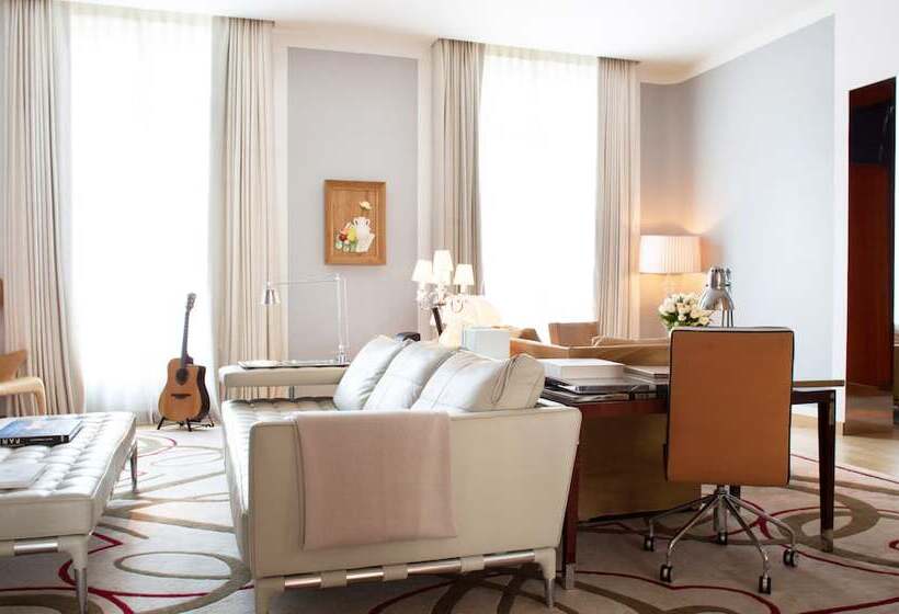 סוויטה יוקרתית, Le Royal Monceau  Raffles Paris