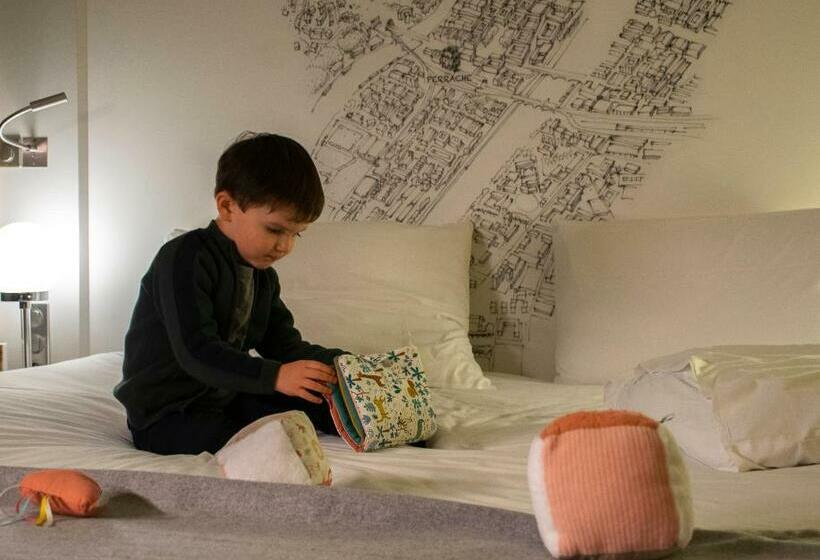 اتاق پرستیژ, Mercure Lyon Centre Château Perrache