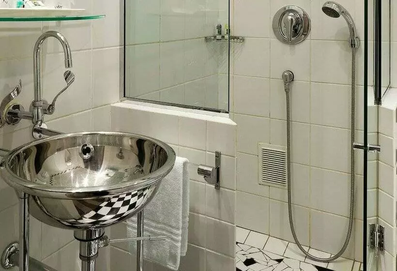 クラシックルーム, Mercure Lyon Centre Château Perrache