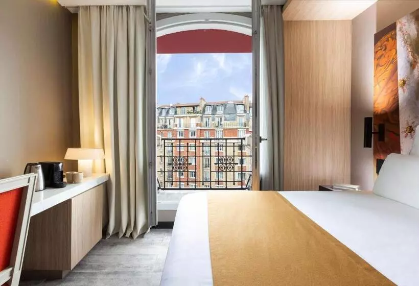 バルコニー付きスーペリアルーム, Mercure Paris Alesia