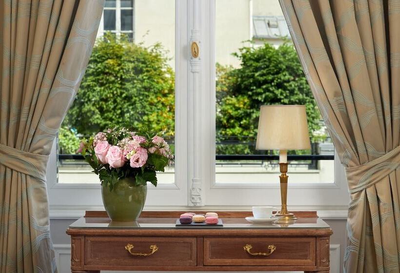 Chambre Deluxe, Regina Louvre
