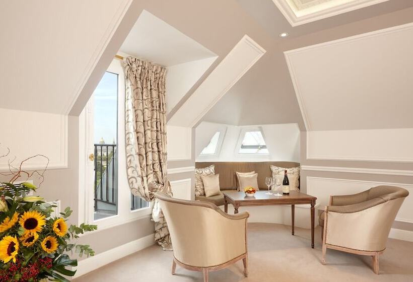 Junior Suite, Regina Louvre