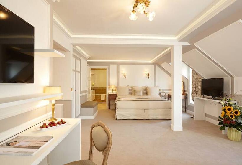 Junior Suite, Regina Louvre