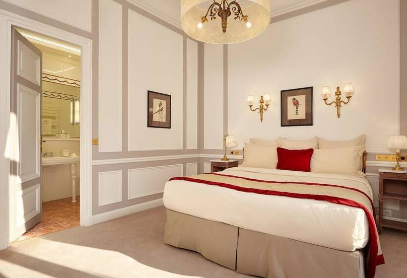 Suite Prestige, Regina Louvre