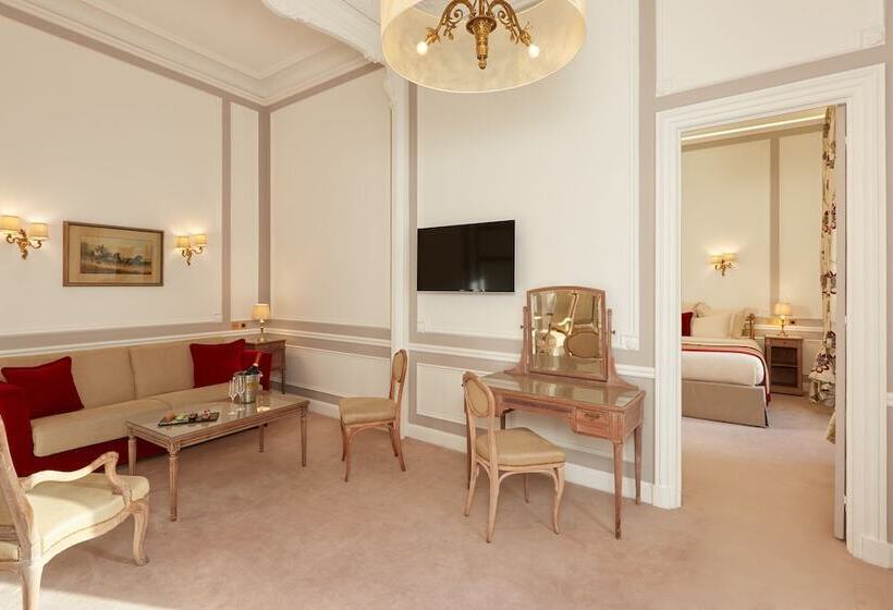 Suite Prestige, Regina Louvre