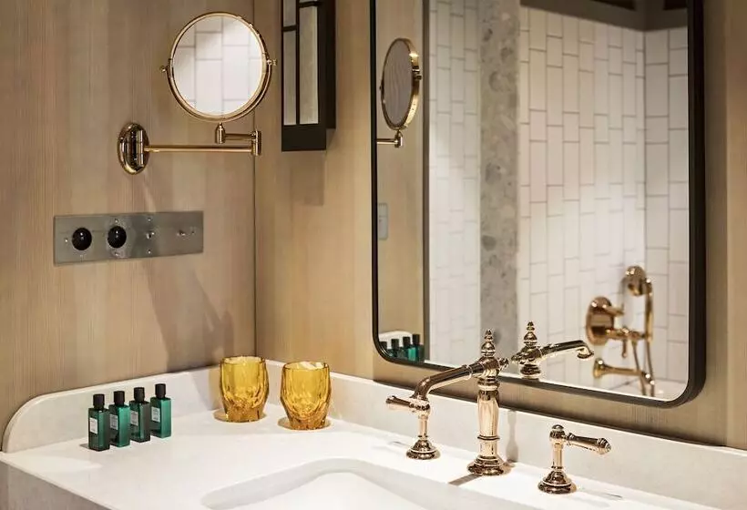 スーペリアールーム, Sofitel Le Scribe Paris Opéra