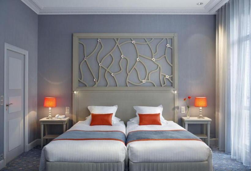 Классический Номер, Splendid Etoile