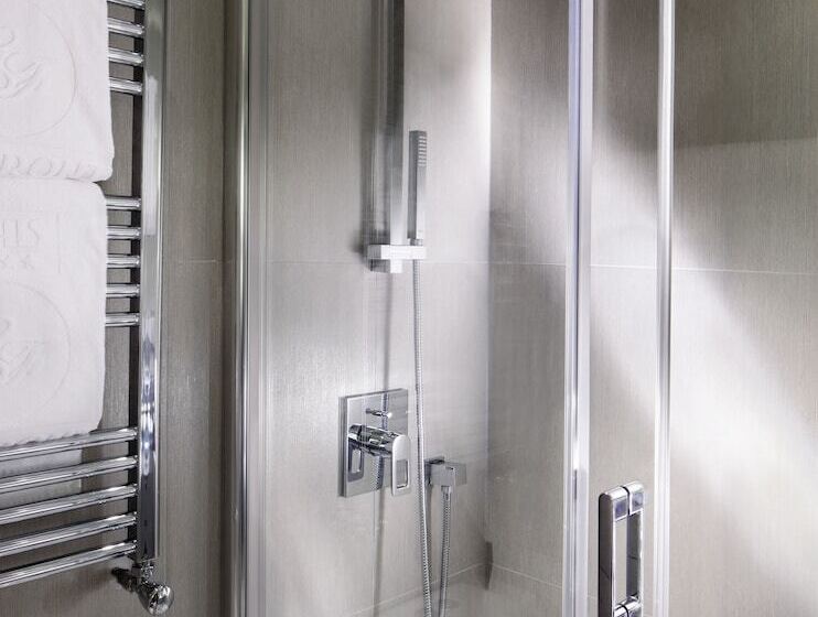 Номер Стандарт Внутренний, Splendid Etoile