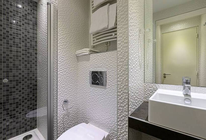 スタンダードルーム, Trianon Gare De Lyon