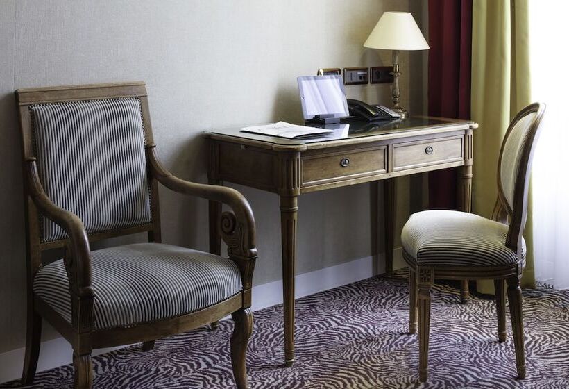 اتاق سوپریور با چشمانداز باغ, Regent S Garden Astotel