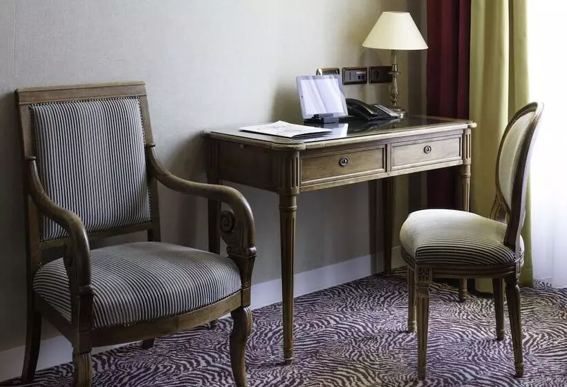 Chambre Supérieure Vue Jardin, Regent S Garden  Astotel