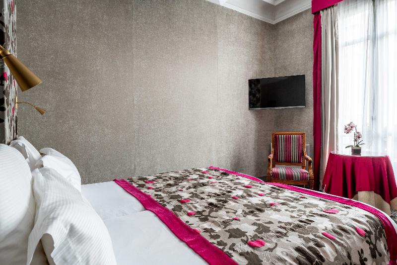 اتاق سوپریور, Regent S Garden Astotel