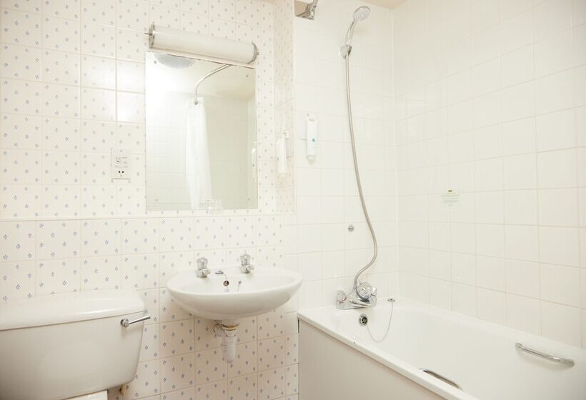 חדר סטנדרט יחיד, George Hotel By Greene King Inns