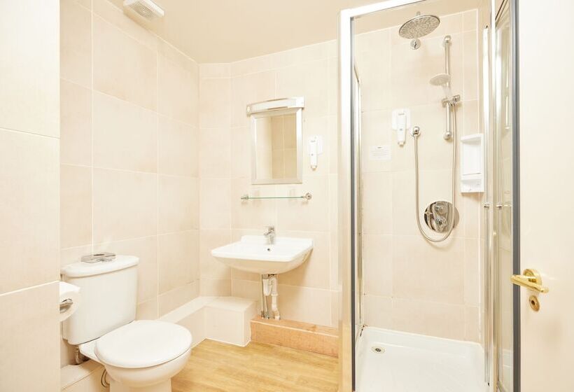 חדר סטנדרט, George Hotel By Greene King Inns