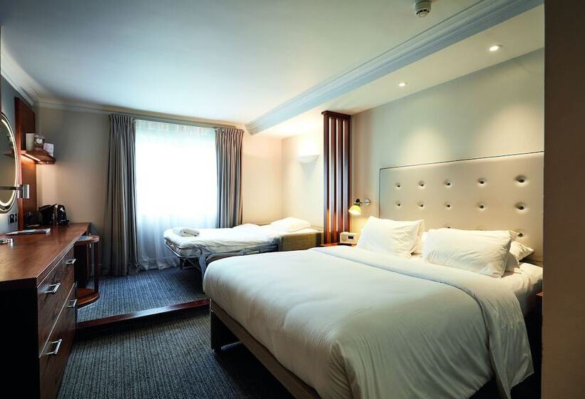 غرفة عائلية, Aztec Hotel And Spa