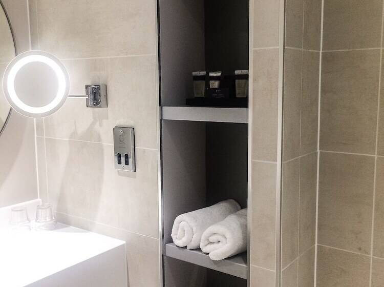 패밀리 스위트, Aztec Hotel And Spa