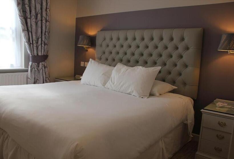 デラックスルーム, Centennial