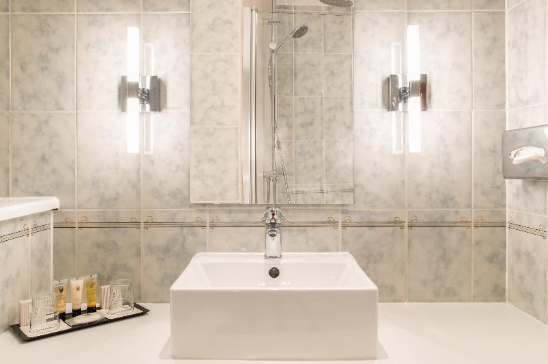 غرفة كلوب, Copthorne Hotel Effingham Gatwick