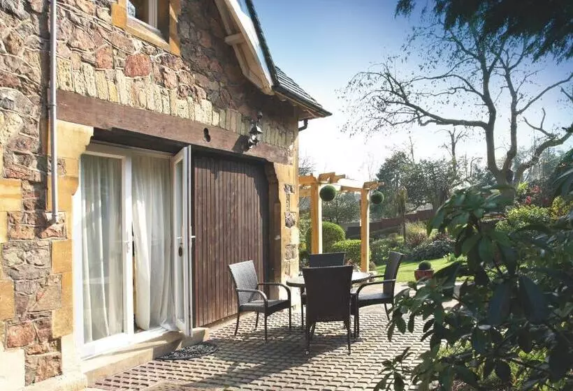 Perhehuone, Cotford