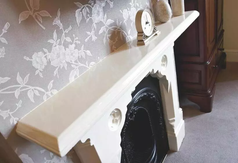 Standard-huone, Cotford