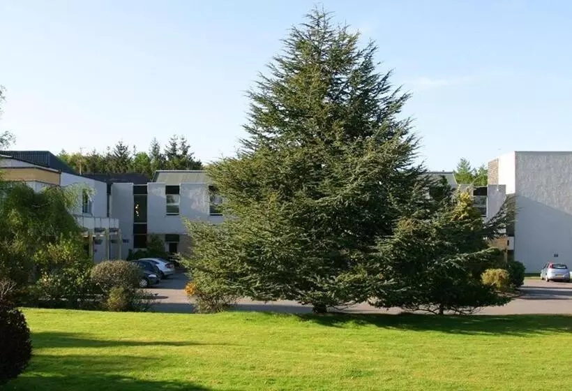 Camera Standard Individuale, Eight Acres