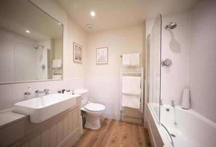 クラシックルーム, Feversham Arms Hotel & Verbena Spa