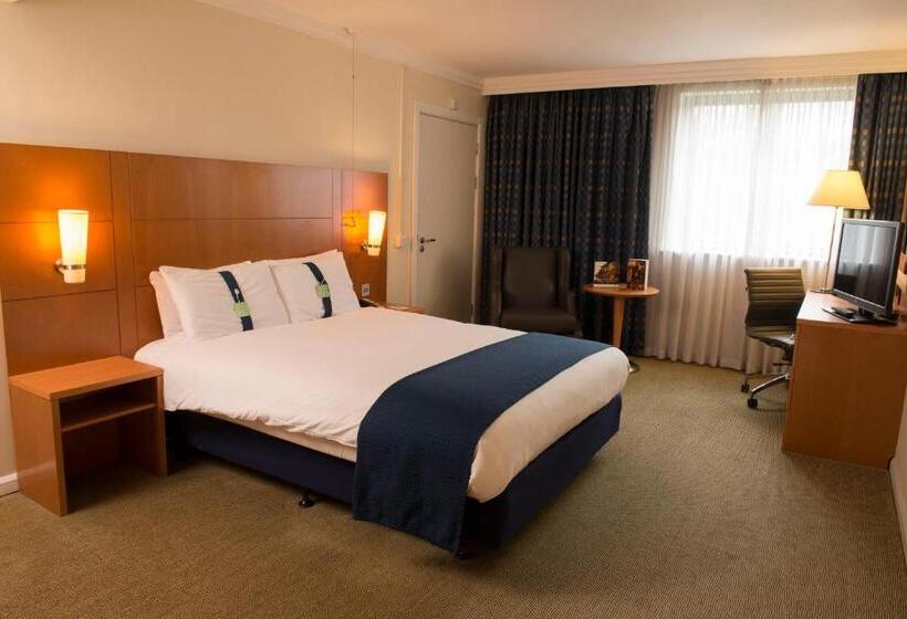 غرفة قياسية لذوى الاحتياجات الخاصة, Holiday Inn Brentwood, An Ihg