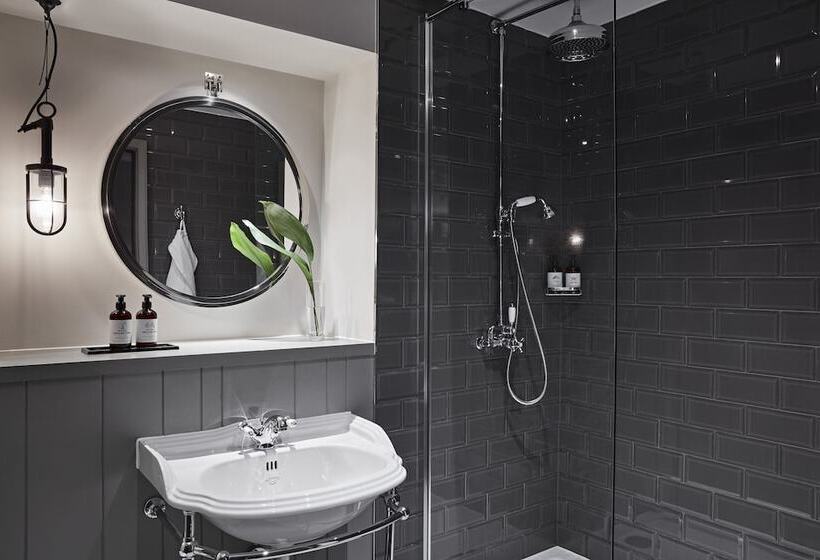 اتاق استاندارد, Kimpton Charlotte Square, An Ihg