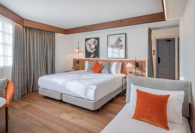 家庭间, Melia White House