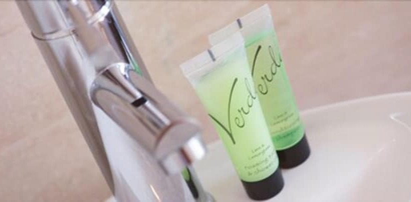 标准间, Newtown House