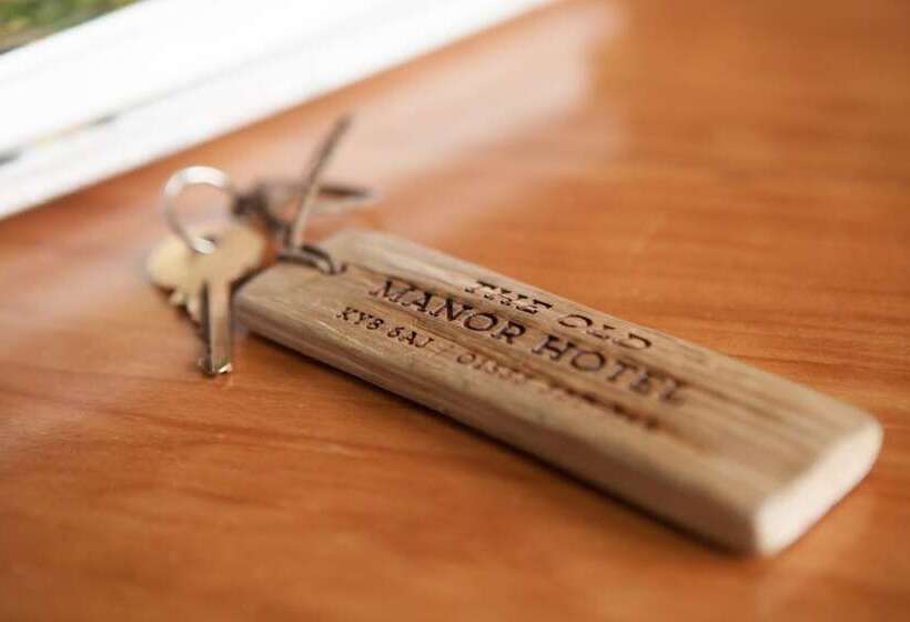 חדר סטנדרט, The Old Manor