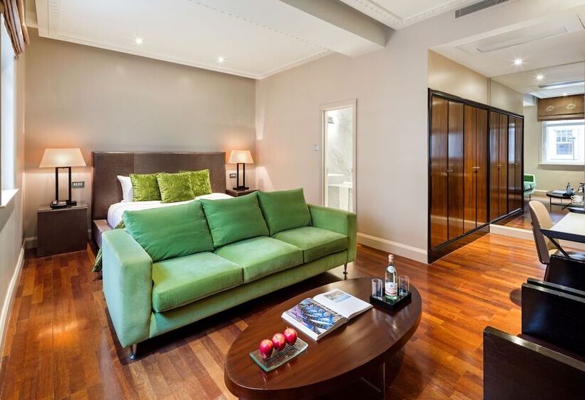 سوییت جونیور, Radisson Blu Hotel, London Tottenham Court Road   Formerly Kenilworth