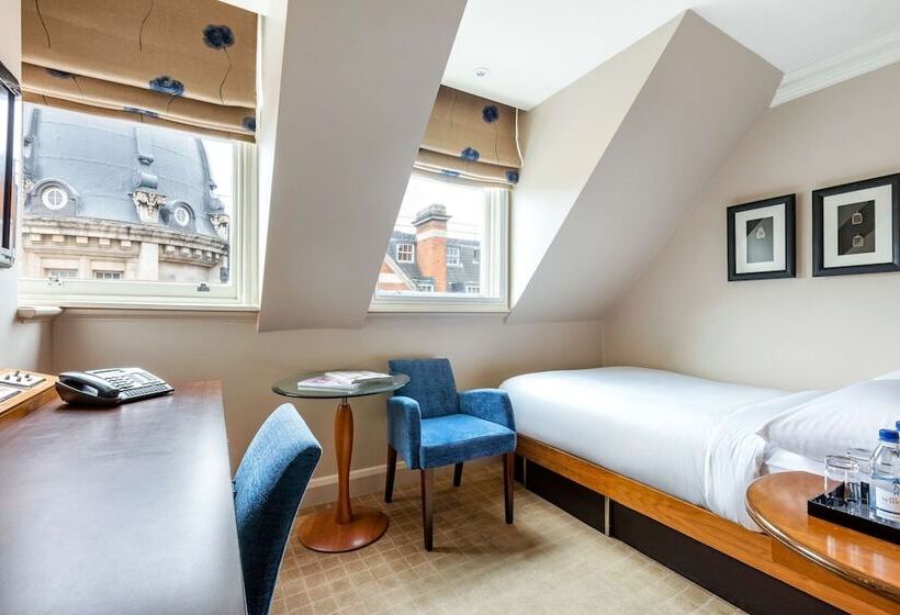 اتاق سوپریور یک تخته, Radisson Blu Hotel, London Tottenham Court Road   Formerly Kenilworth