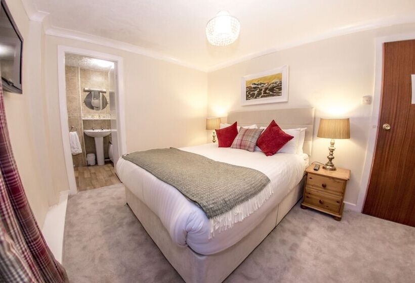 غرفة أساسية, Royal Goat