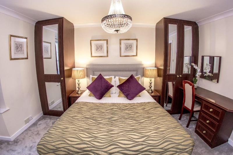 غرفة قياسية, Royal Goat