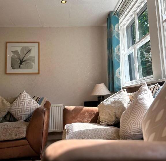 2间卧室的房子, Royal Oak Appleby