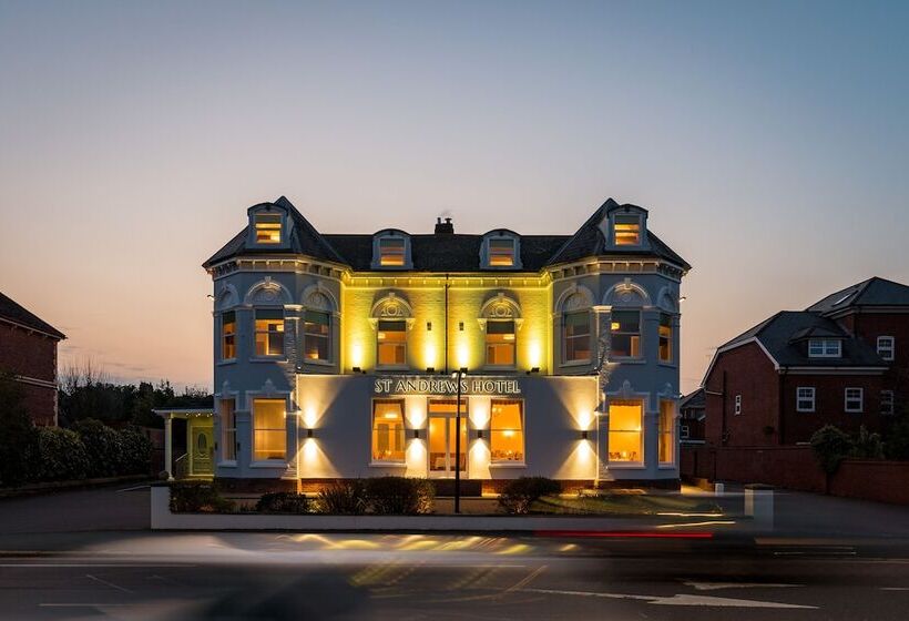 اتاق استاندارد سه نفره, St Andrews