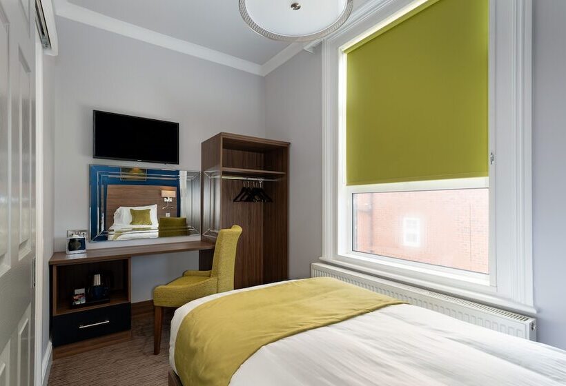 اتاق استاندارد یک نفره, St Andrews