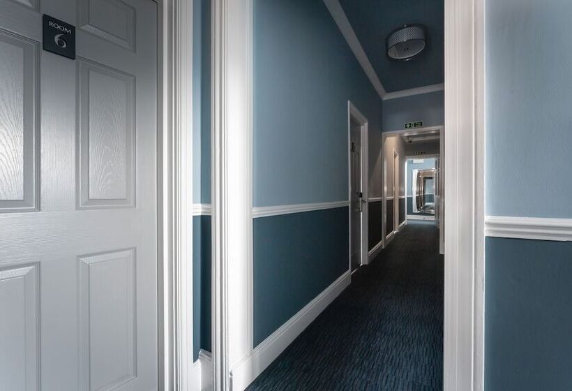 اتاق استاندارد یک نفره, St Andrews