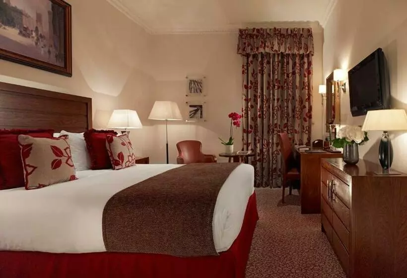 Deluxe Room, The Royal Horseguards Hotel, London