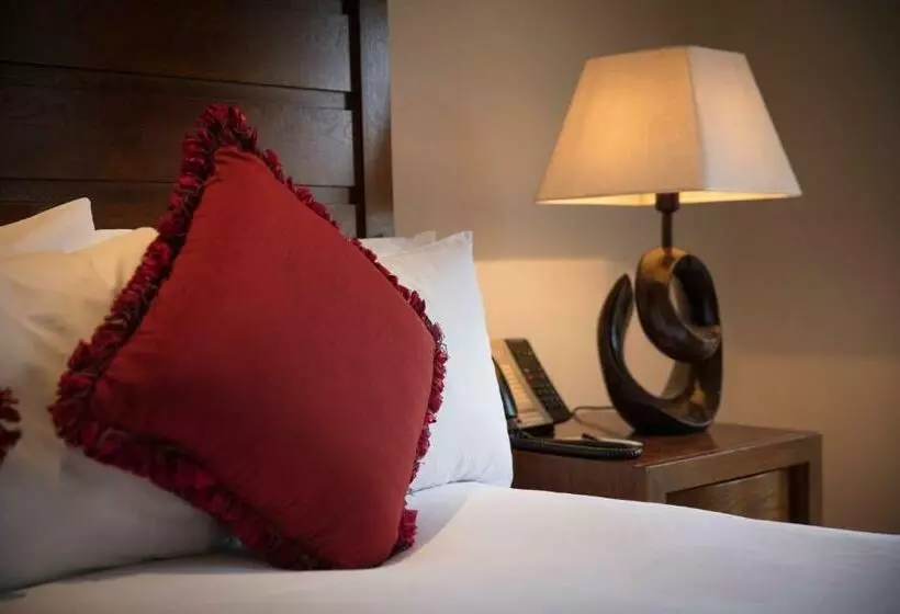 Deluxe Room, The Royal Horseguards Hotel, London