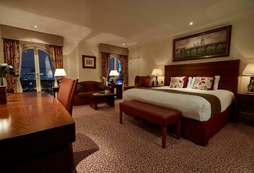 스탠다드 룸 킹사이즈 침대, The Royal Horseguards Hotel, London