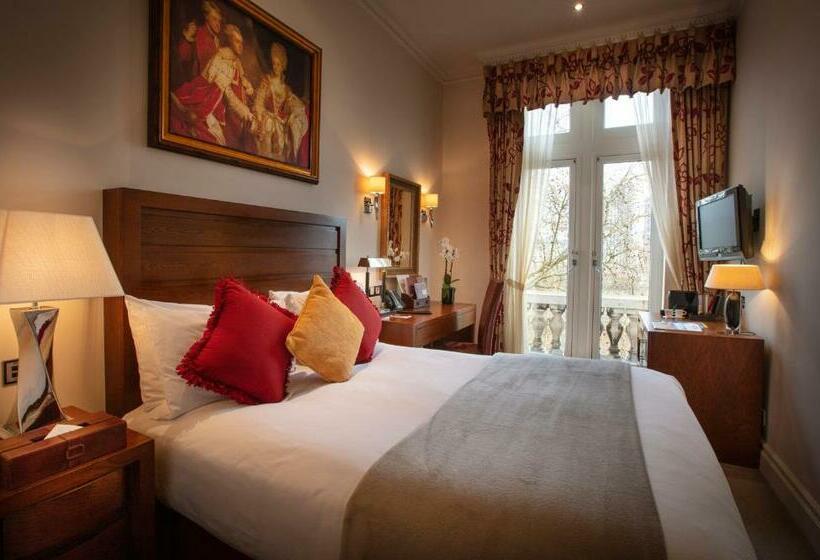 스탠다드 룸 가든 전망, The Royal Horseguards Hotel, London